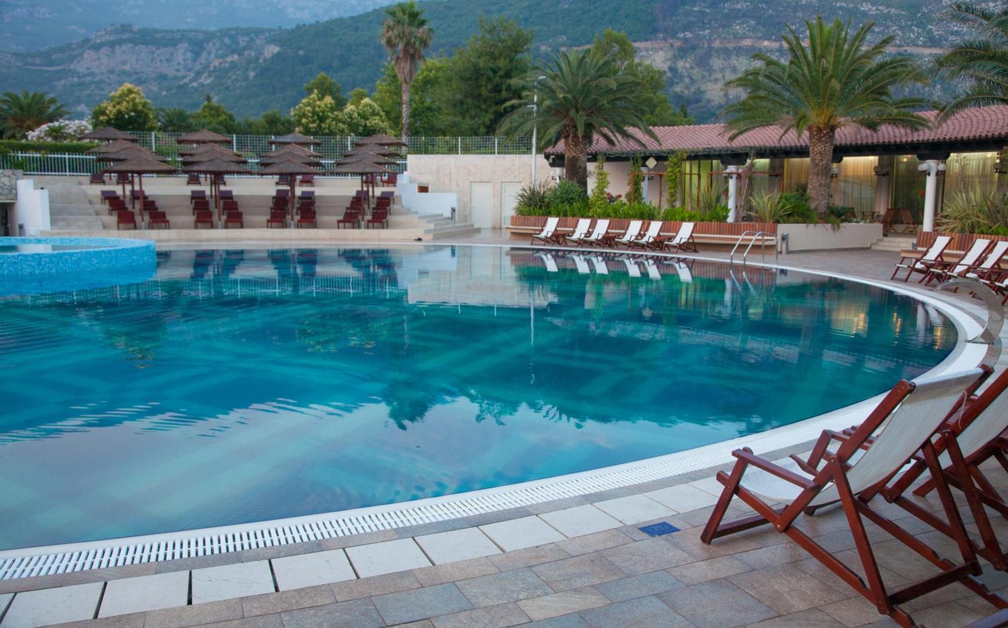 Hotel Slovenska Plaza Standard Budva Exterior photo