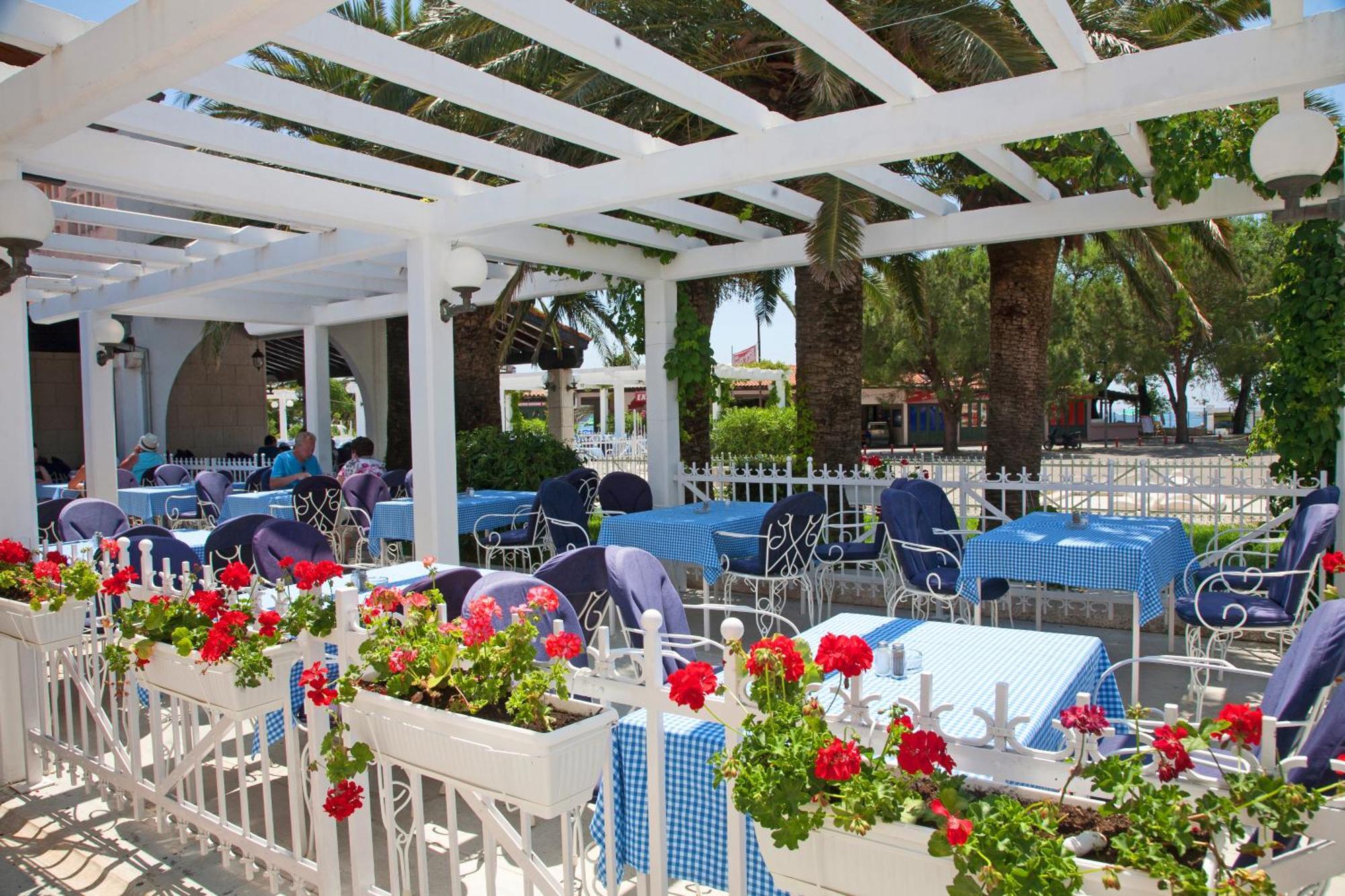 Hotel Slovenska Plaza Standard Budva Exterior photo