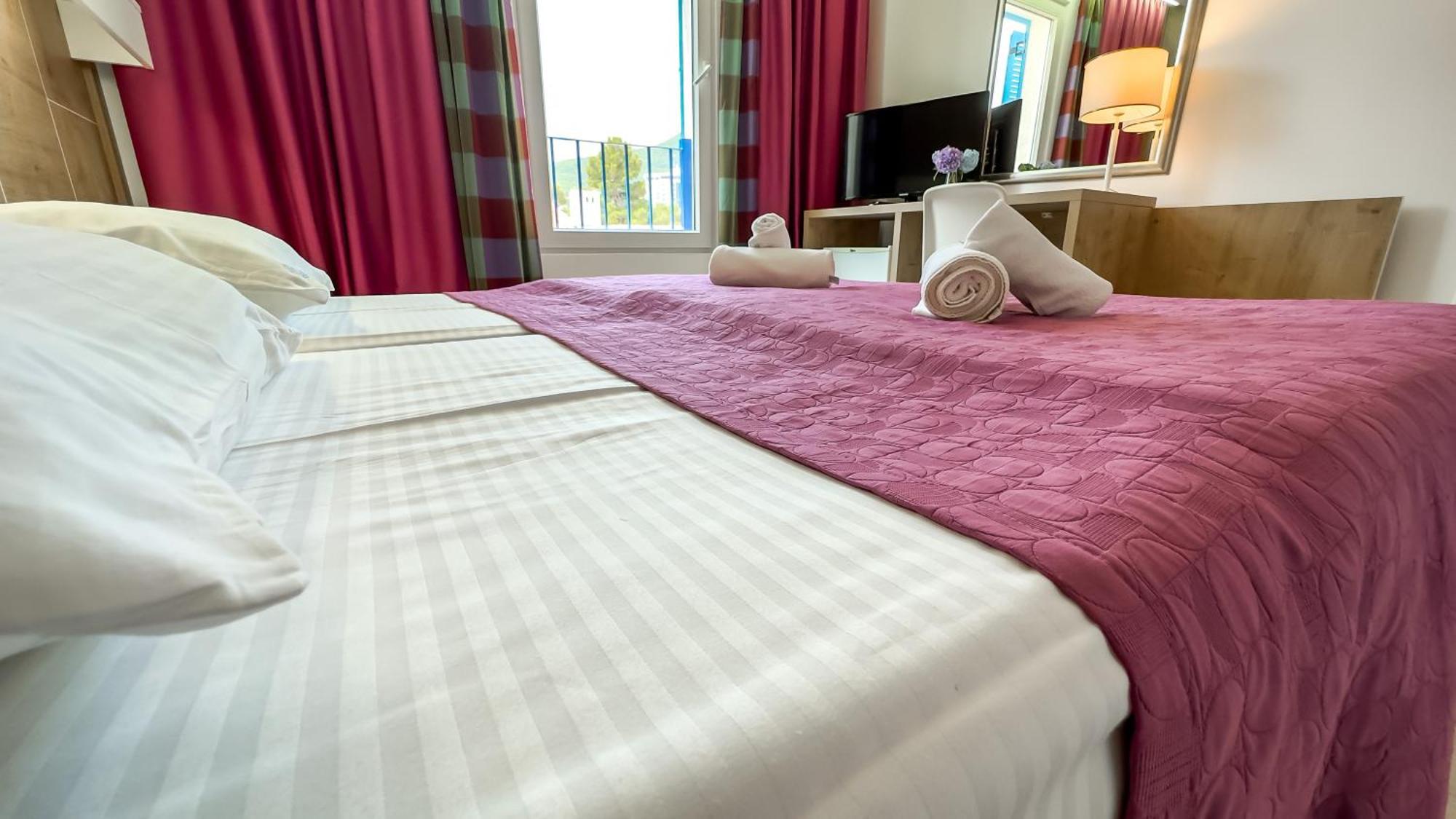 Hotel Slovenska Plaza Standard Budva Exterior photo