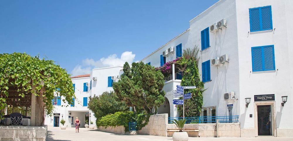 Hotel Slovenska Plaza Standard Budva Exterior photo